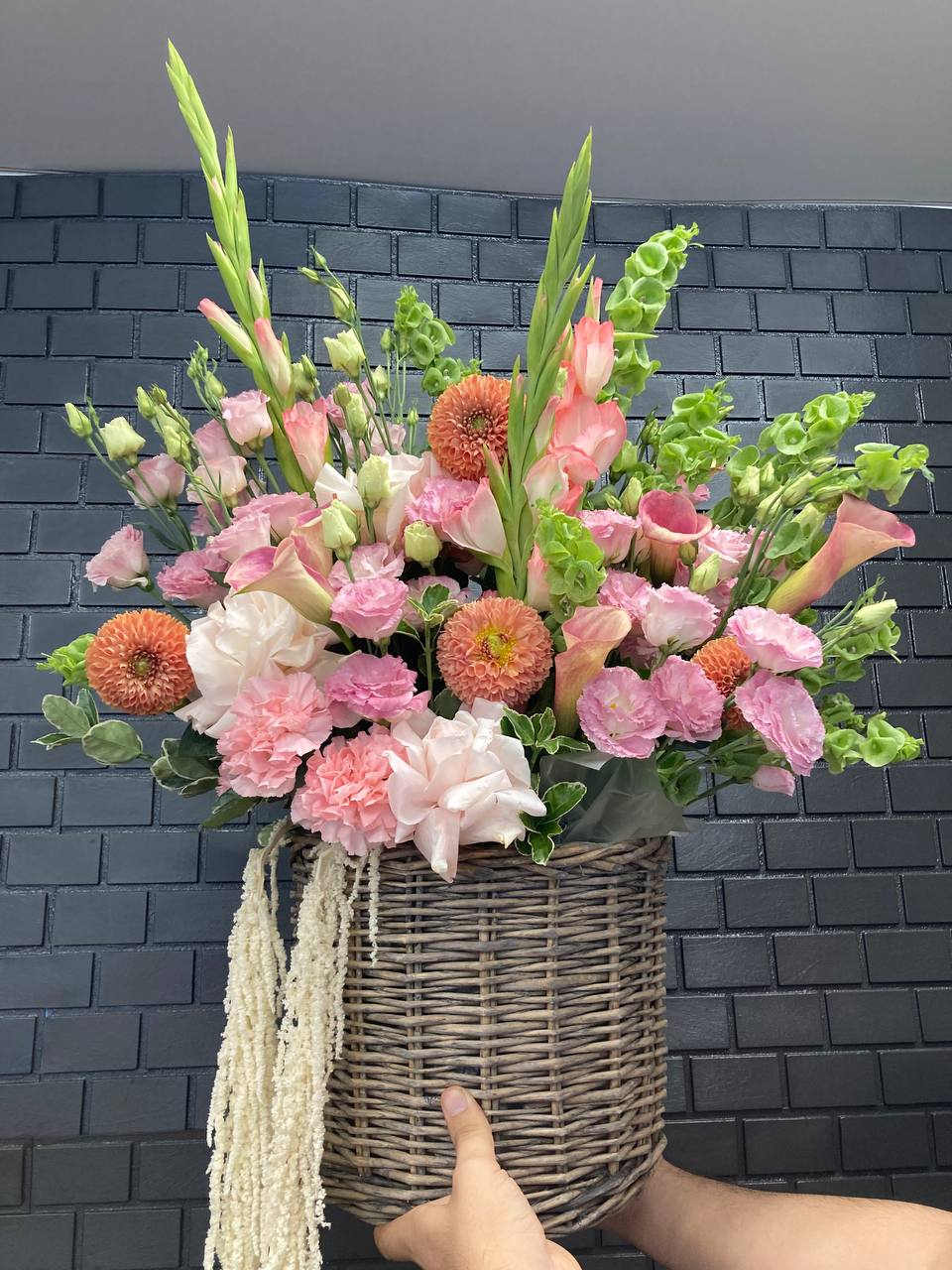 Кашпо «Розовый вернисаж»