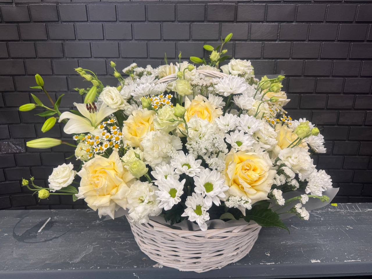 Корзина «Жемчужная россыпь»